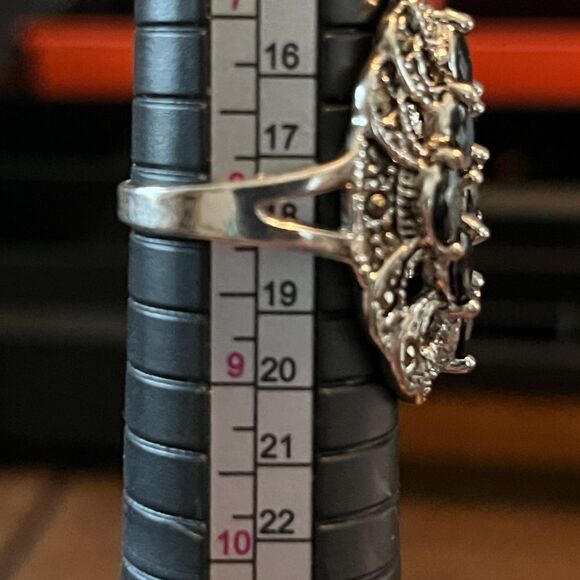 Vintage‎ Silver Tone Black Onyx Ring sz 8 - Picture 6 of 7